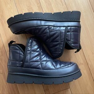 Marc Fisher LTD. Women's Slip On Quilted Bootie Sz 6